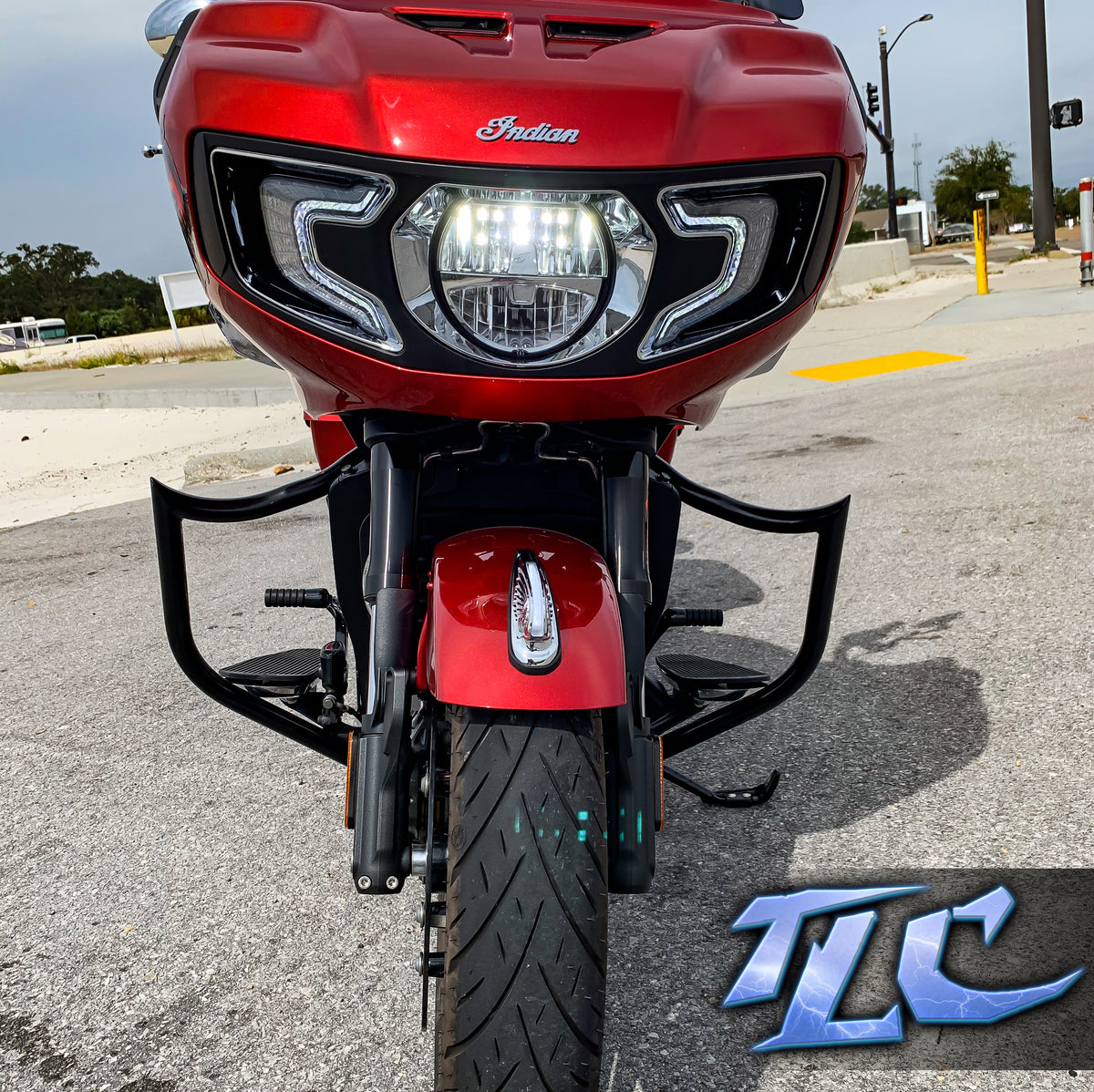 Indian Challenger & Pursuit Highway Bars – TLC Thunder and Lightning ...